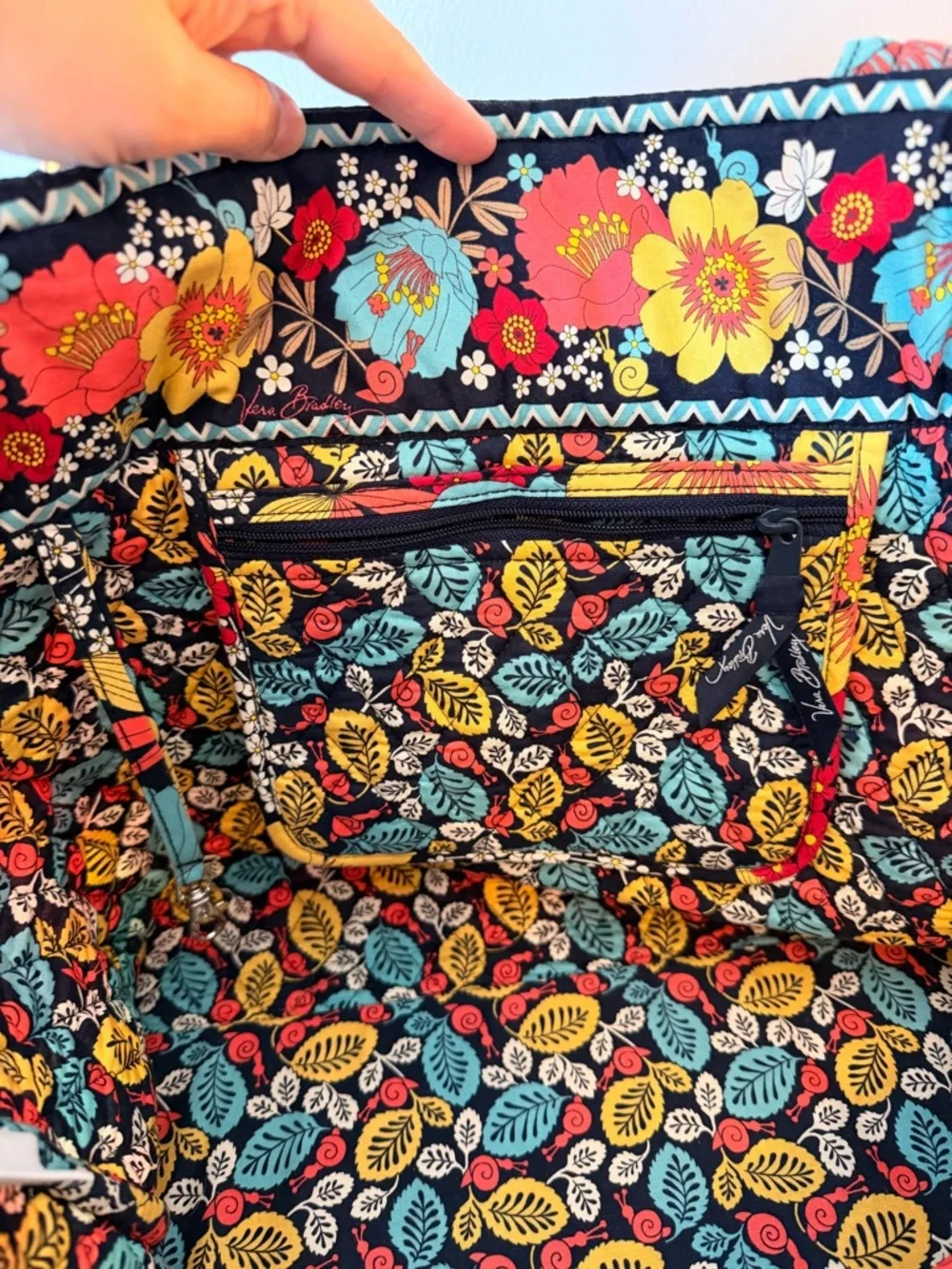 Vera Bradley Extra Large Open Top Tote in Happy Snails - Picture 4 of 4